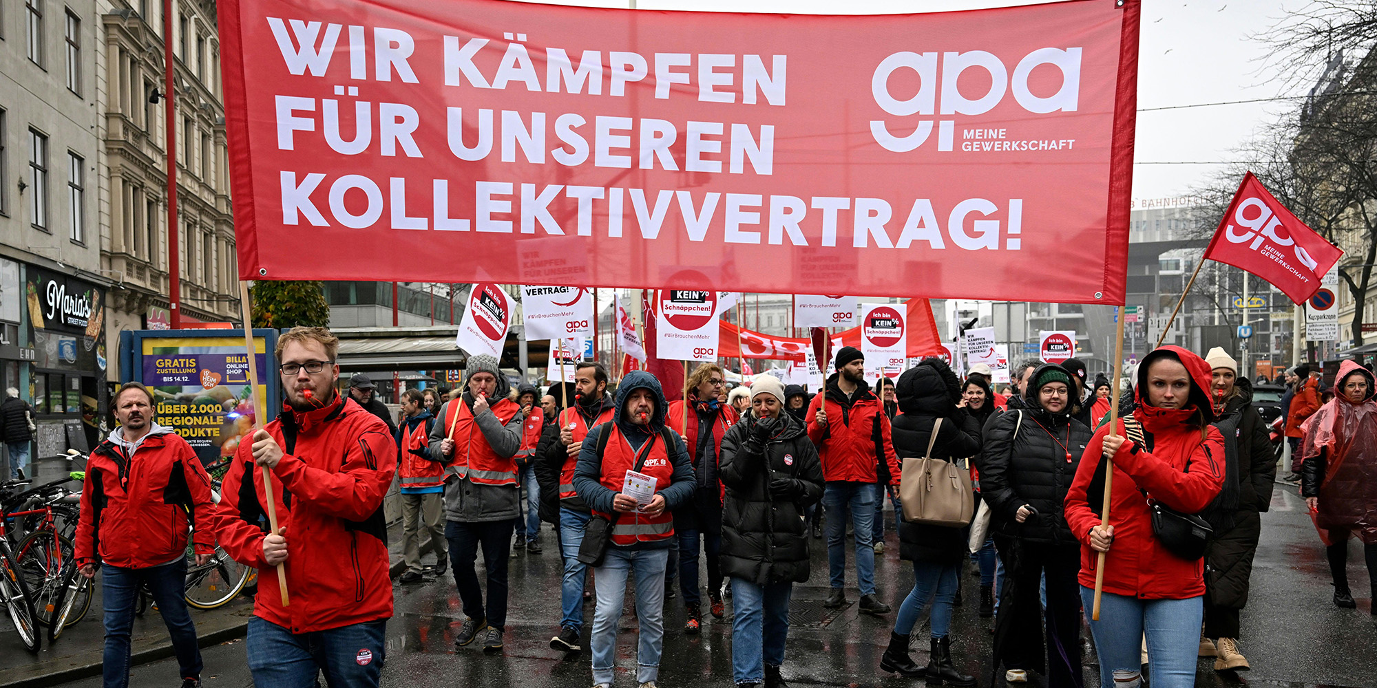 Streikende Handelsangestellte