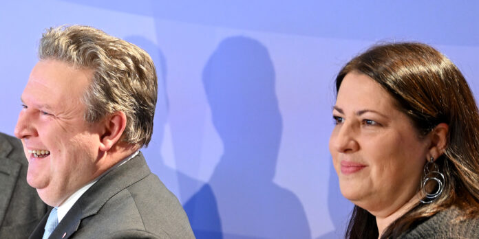 Bürgermeister Michael Ludwig und Kathrin Gaál